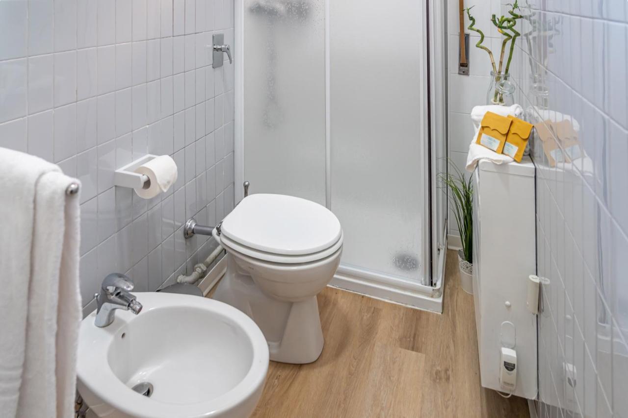 Casa Golgi - Pavia City - By Host4U Esterno foto
